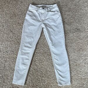 Lucky Brand White Ankle Jeans - Mid Rise skinny Ava size 4/27